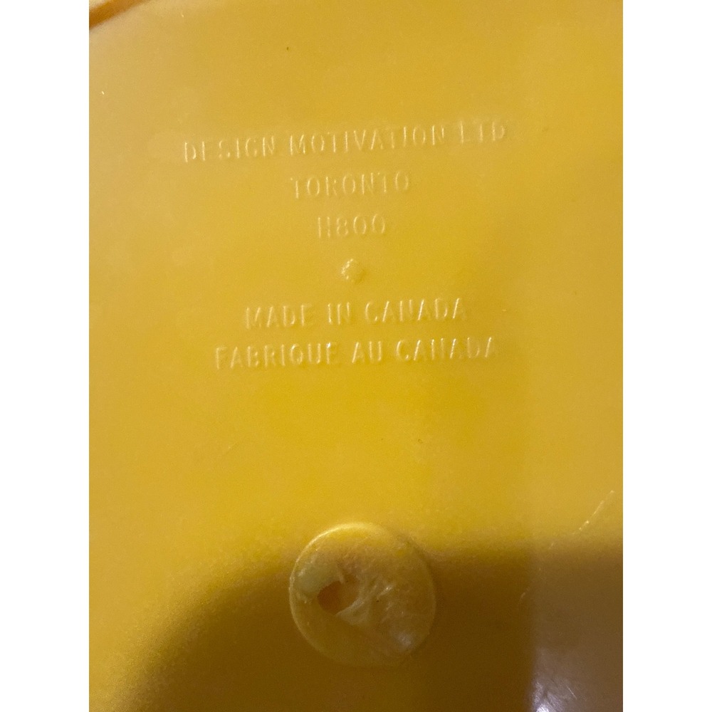 Vintage Design Motivation Ltd Yellow Plastic Pitcher with Lid Made in Canada - Picture 7 of 10